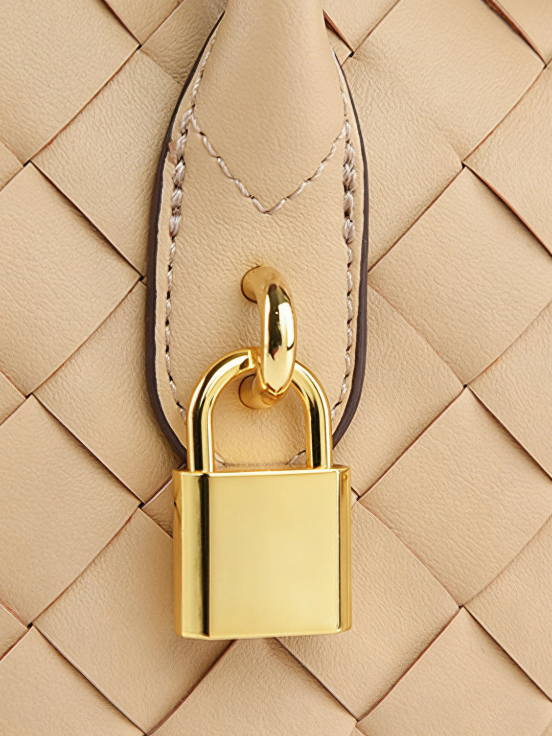 Golden Lock Detail Woven Shoulder Bag